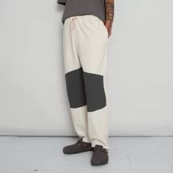 Folk X Speedo Fleece Pant - Light Sand 19 Folk X Speedo Fleece Pant - Light Sand -Folk Shop MarceloSpeedo 159 scaled