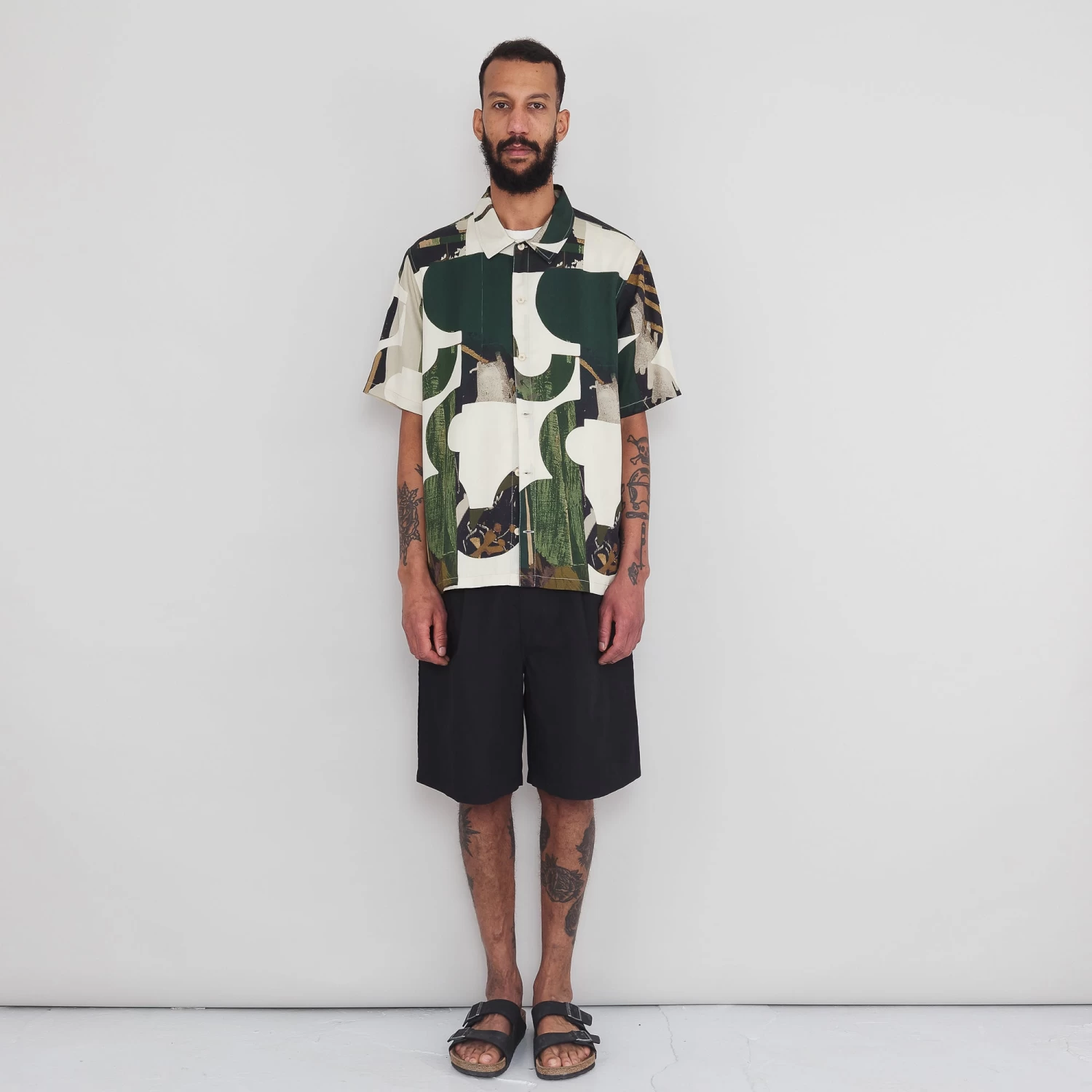 Gabe Shirt - Cutout Print Olive Multi 2 Gabe Shirt - Cutout Print Olive Multi - Image 2