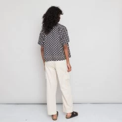 Short Sleeve Soft Collar Shirt Women's - Black Spade Voile -Folk Shop PRODUCT SLOT 3 921666 6C9EBFC92CBC166DC5549507C9F777E6FB27BB4AEEC7C8F13A98333703A8E4292CB3DA20DFDD7D11082A43403D4EFCE3607A14E27A2E53396F2093A97EA3D545