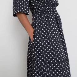 Gathered Dress Women's - Dot And Stripe Dark Navy Voile -Folk Shop PRODUCT SLOT 4 921683 6C9EBFC92CBC166DC5549507C9F777E6FB27BB4AEEC7C8F13A98333703A8E4292CB3DA20DFDD7D11082A43403D4EFCE3607A14E27A2E53396F2093A97EA3D545