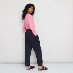 Boat Neck Tee Women's - Dusty Rose -Folk Shop PRODUCT SLOT 4 921690 6C9EBFC92CBC166DC5549507C9F777E6FB27BB4AEEC7C8F13A98333703A8E4292CB3DA20DFDD7D11082A43403D4EFCE3607A14E27A2E53396F2093A97EA3D545