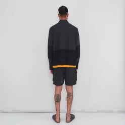 Prism Cargo Short - Black Washed Poplin -Folk Shop PRODUCT SWATCH 895946 6C9EBFC92CBC166DC5549507C9F777E6FB27BB4AEEC7C8F13A98333703A8E4292CB3DA20DFDD7D11082A43403D4EFCE3607A14E27A2E53396F2093A97EA3D545